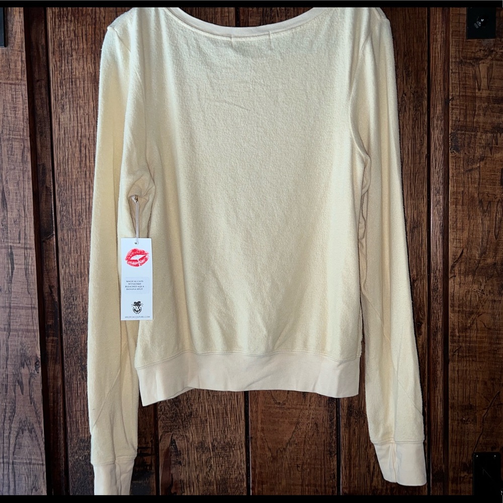 NWT Wildfox Magical Cats Baggy Beach Jumper in Banana Split Yellow Size Small - Picture 3 of 4